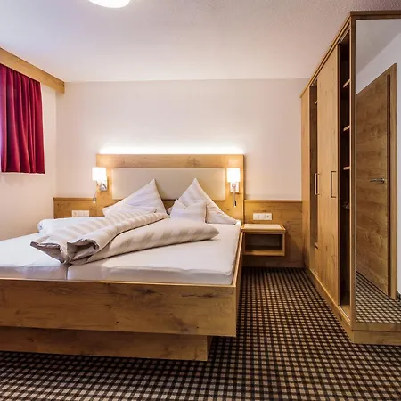 Madeleine Superior Inklusive Summercard מלון דירות