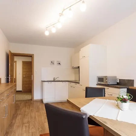 Madeleine Superior Inklusive Summercard מלון דירות