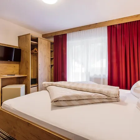 Madeleine Superior Inklusive Summercard 4* זולדן