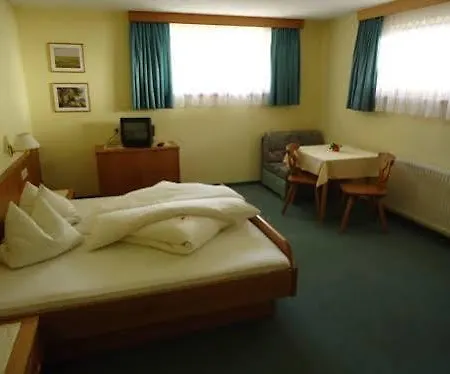 Madeleine Superior Inklusive Summercard מלון דירות זולדן